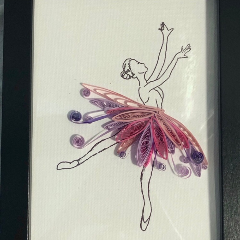 Handmade Quilled Art Ballerina framed pink purple 6 x 8 Quilling - Picture 3 of 11